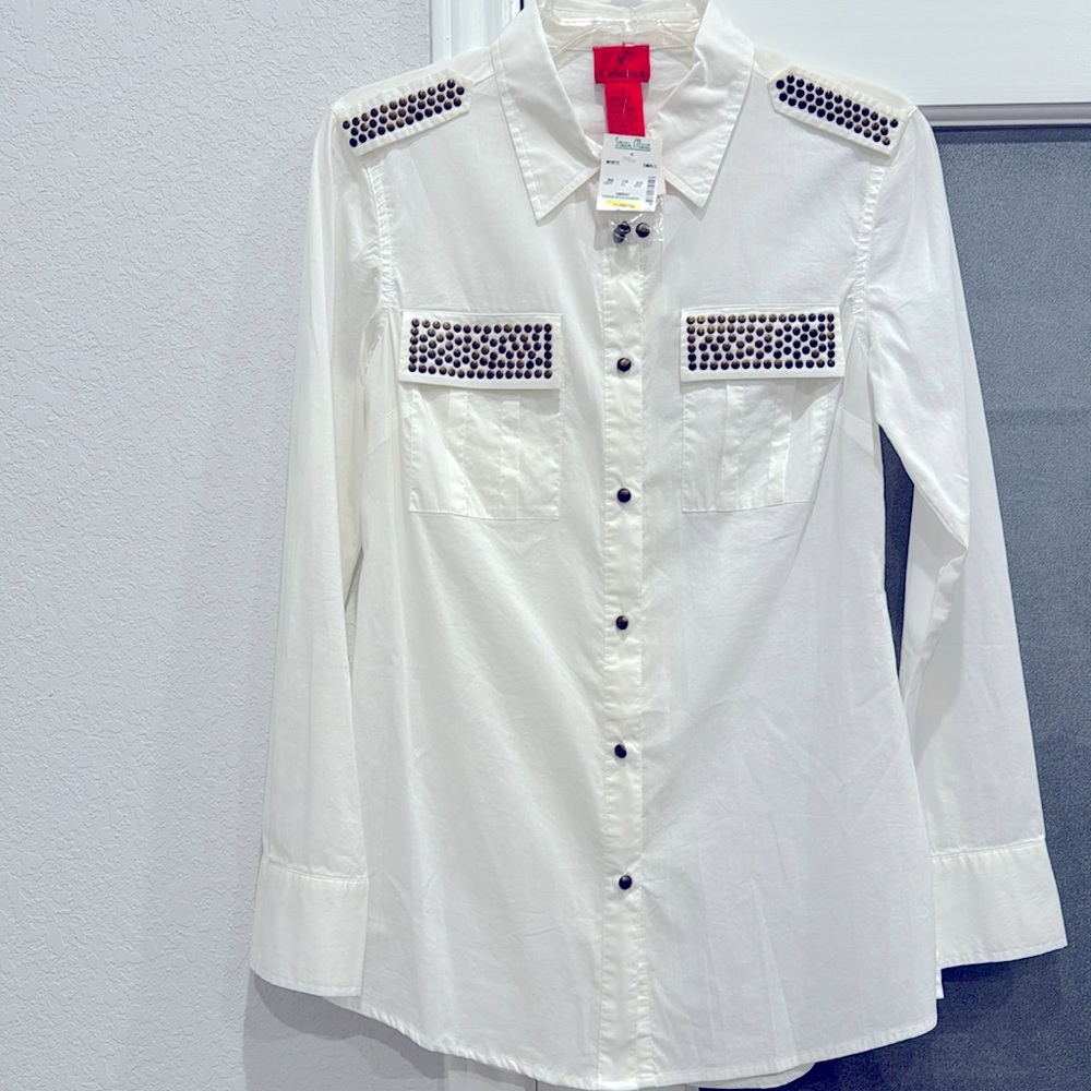 White Shirt, darted in the back, Size 8, Brand is Cristina.